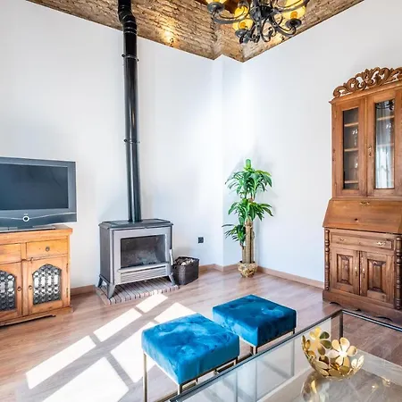 Apartment Carreteria - Design & Comfort - Prime Area