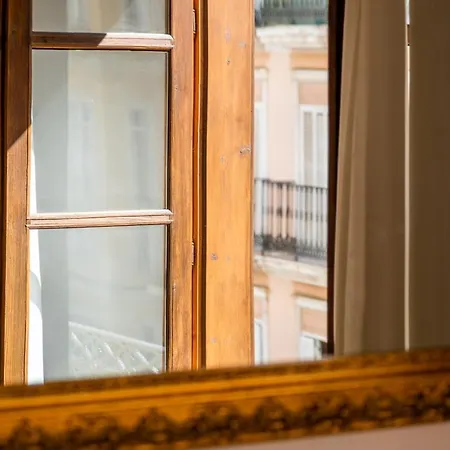 Apartment Carreteria - Design & Comfort - Prime Area